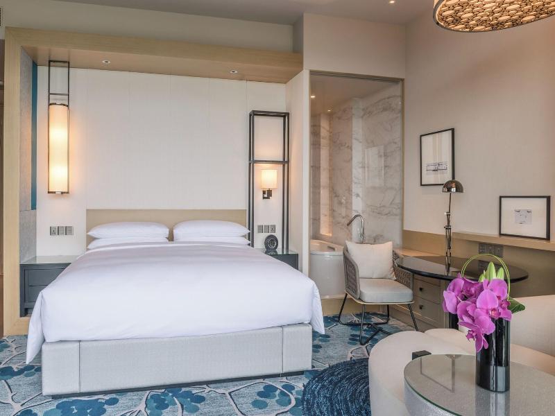 Renaissance Suzhou Taihu Lake Hotel image