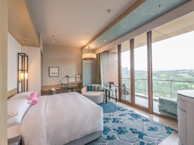 Renaissance Suzhou Taihu Lake Hotel image