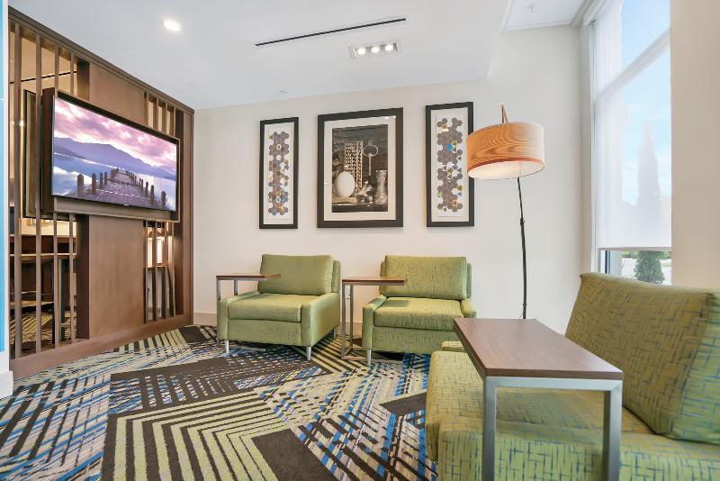 Holiday Inn Express Jacksonville South Bartram Prk image