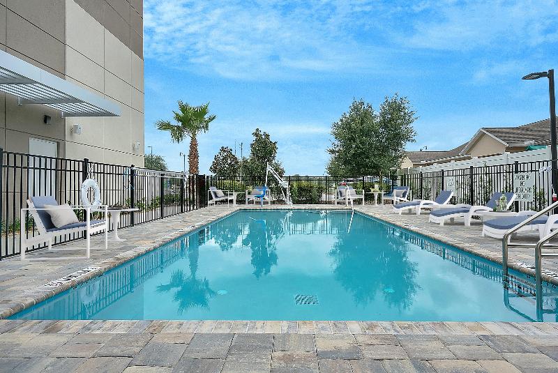 Holiday Inn Express Jacksonville South Bartram Prk image