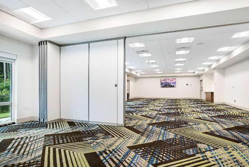 Holiday Inn Express Jacksonville South Bartram Prk image