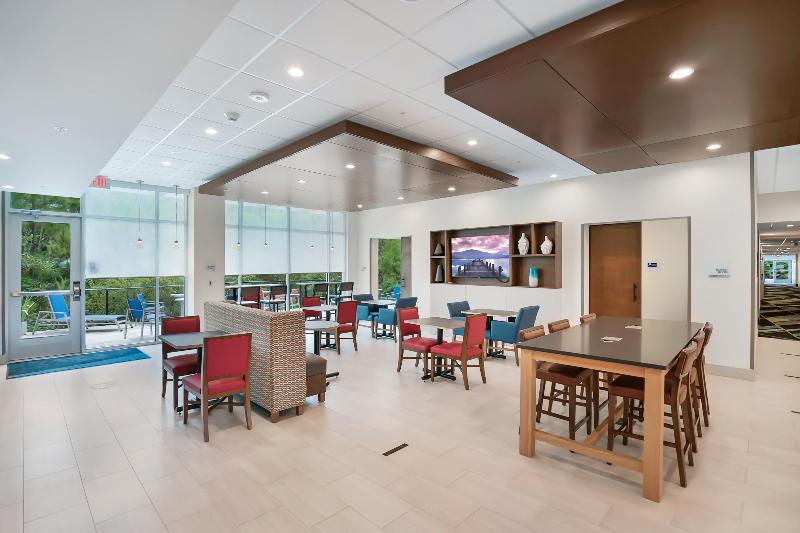 Holiday Inn Express Jacksonville South Bartram Prk image