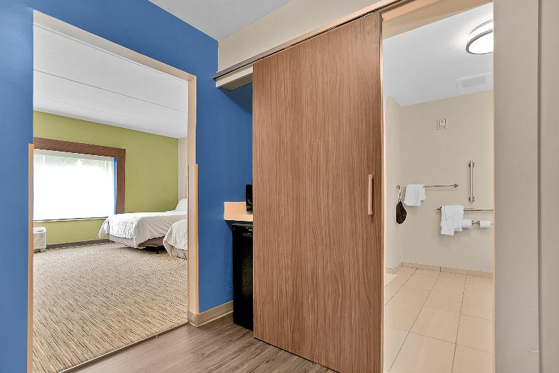 Holiday Inn Express Jacksonville South Bartram Prk image