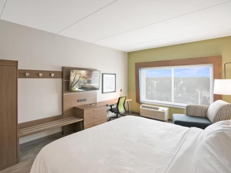 Holiday Inn Express Jacksonville South Bartram Prk image