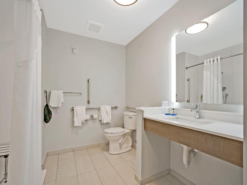 Holiday Inn Express Jacksonville South Bartram Prk image