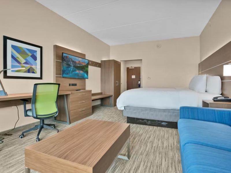Holiday Inn Express Jacksonville South Bartram Prk image