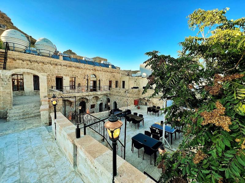 Fairouz Otel