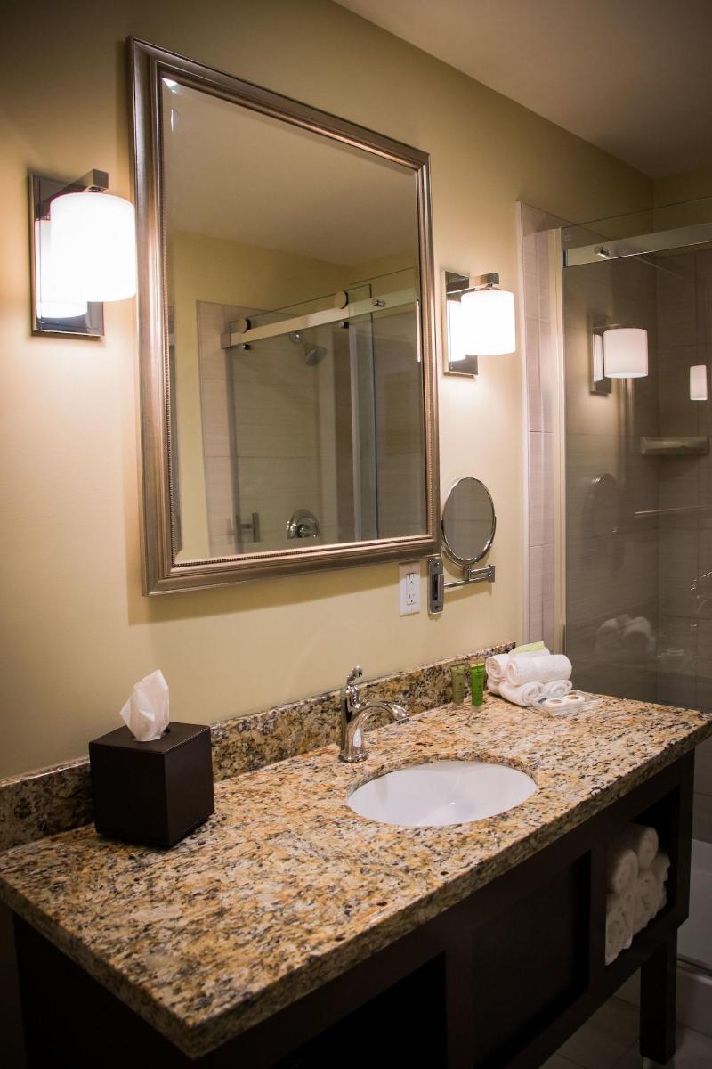 The Inn At Harbor Shores image