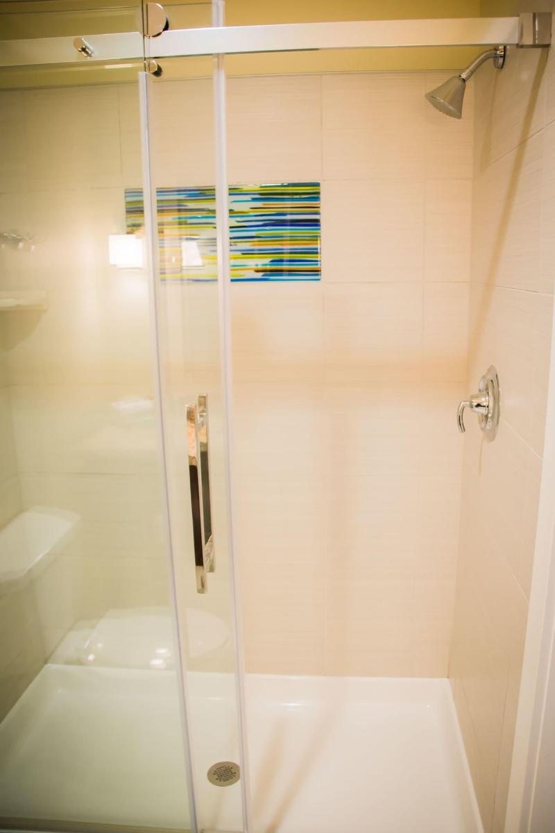 The Inn At Harbor Shores image