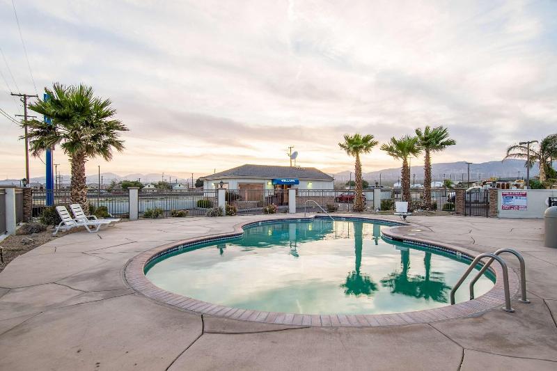 Motel 6 Mojave Airport image