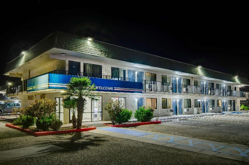 Motel 6 Douglas image