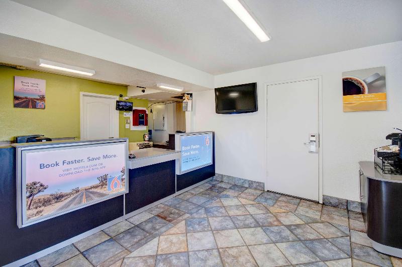 Motel 6 Douglas image