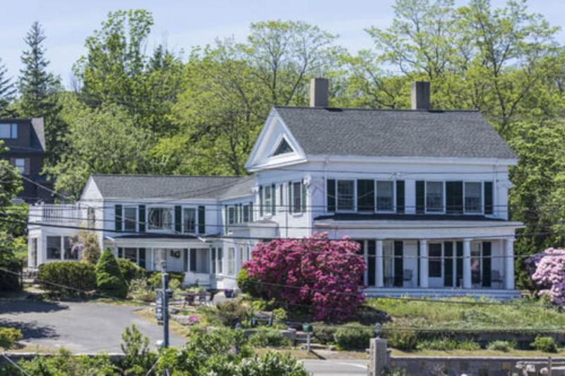 The Yankee Clipper Inn image
