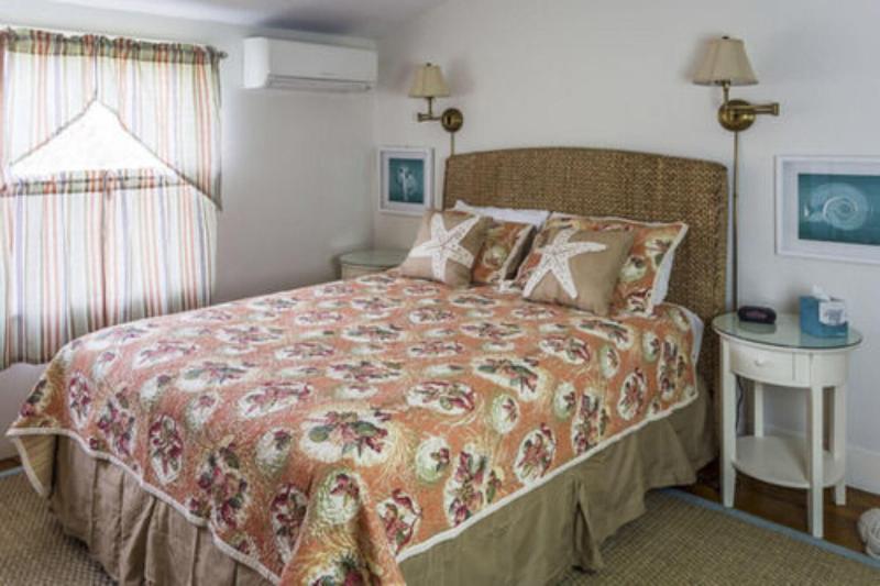 The Yankee Clipper Inn image
