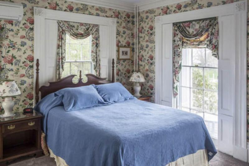 The Yankee Clipper Inn image
