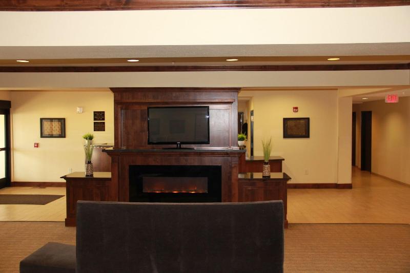 Black Gold Suites Stanley image