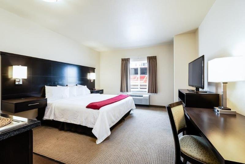 Black Gold Suites Stanley image