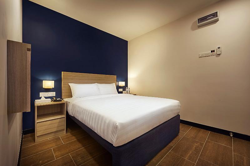 Zone Hotels image
