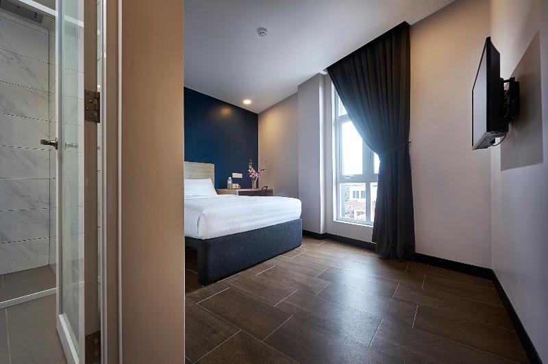 Zone Hotels image