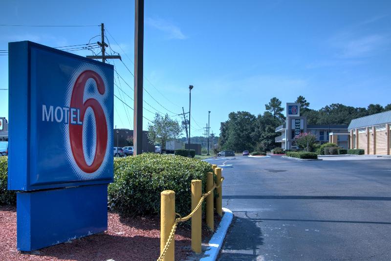 Motel 6 West Monroe image