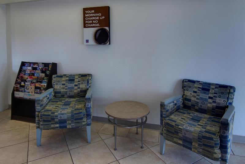 Motel 6 West Monroe image