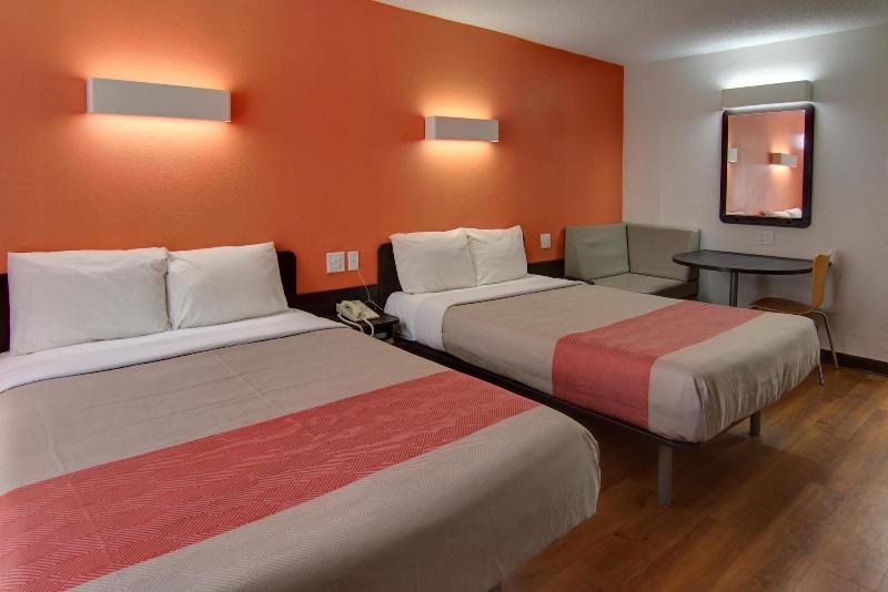 Motel 6 West Monroe image