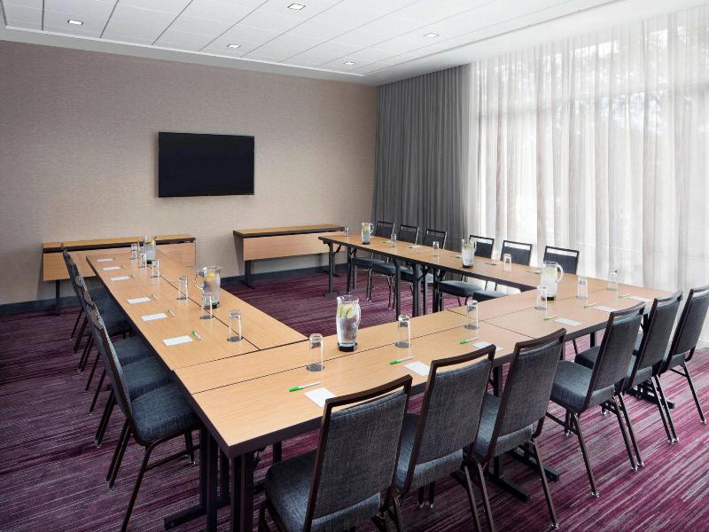 Courtyard By Marriott Albany Troy Waterfront image