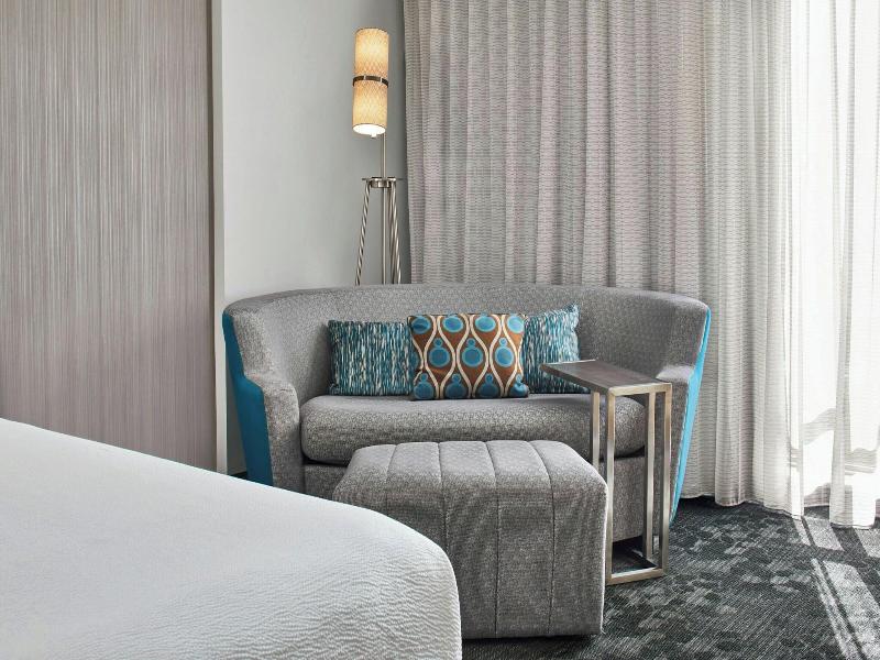 Courtyard By Marriott Albany Troy Waterfront image