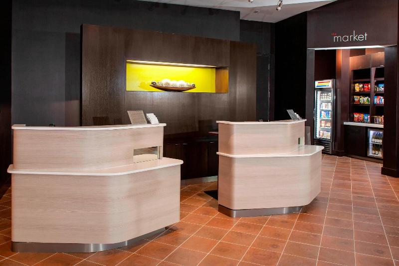 Courtyard By Marriott Deland Historic Downtown image