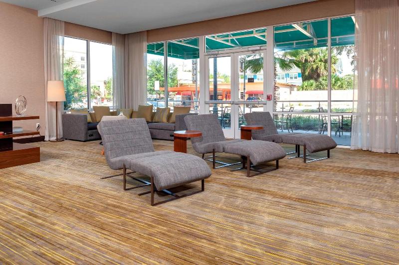 Courtyard By Marriott Deland Historic Downtown image