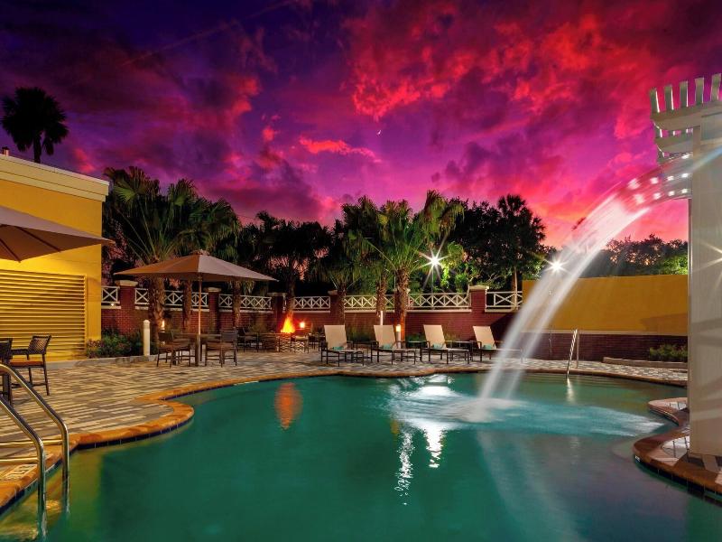 Courtyard By Marriott Deland Historic Downtown image