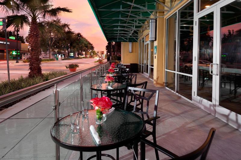 Courtyard By Marriott Deland Historic Downtown image