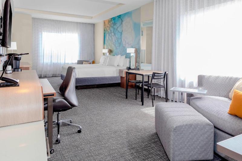 Courtyard By Marriott Deland Historic Downtown image
