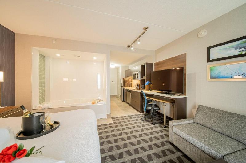 Towneplace Suites By Marriott Brantford And Confer image
