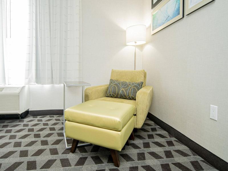 Towneplace Suites By Marriott Brantford And Confer image
