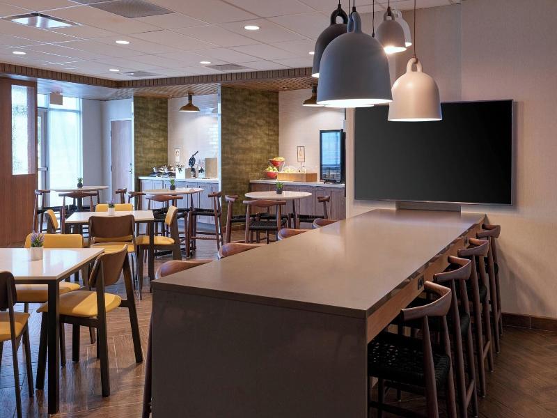 Fairfield Inn Suites By Marriott Midland image