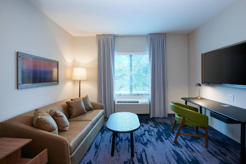 Fairfield Inn Suites By Marriott Midland image