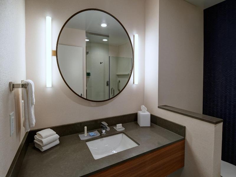 Fairfield Inn Suites By Marriott Midland image