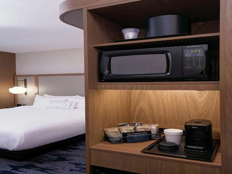 Fairfield Inn Suites By Marriott Midland image