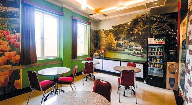 3157 Grand City Inn image