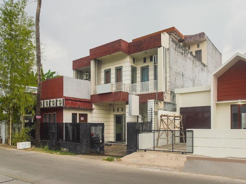 3323 Icha Homestay