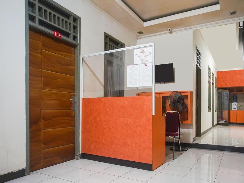 3323 Icha Homestay