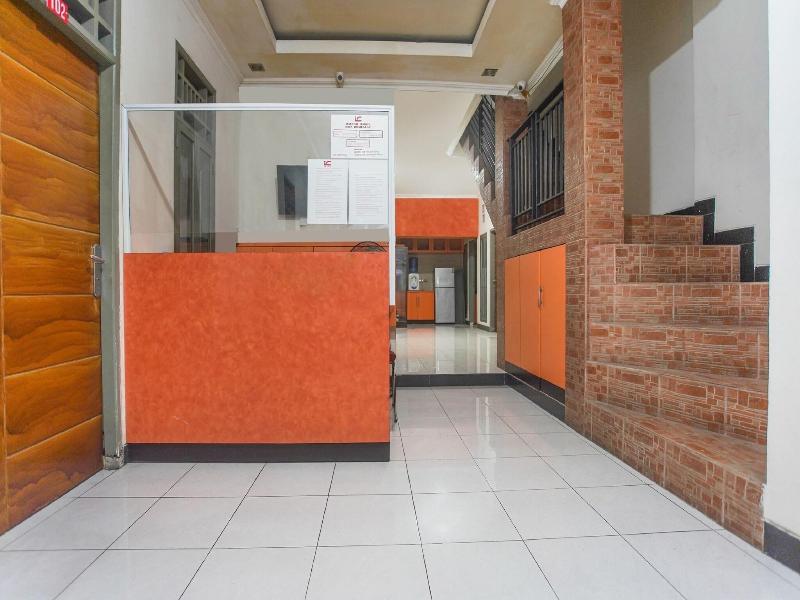 3323 Icha Homestay