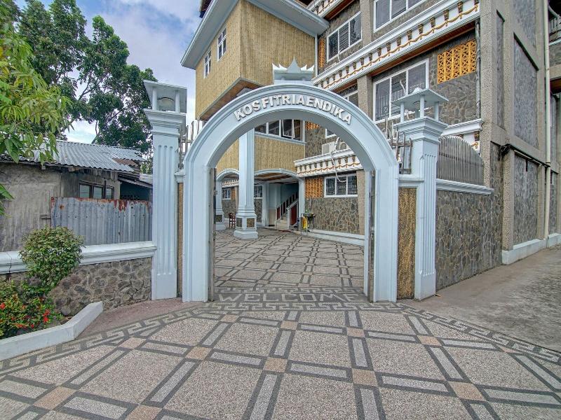 Life 1926 Fitriaendika Residence image