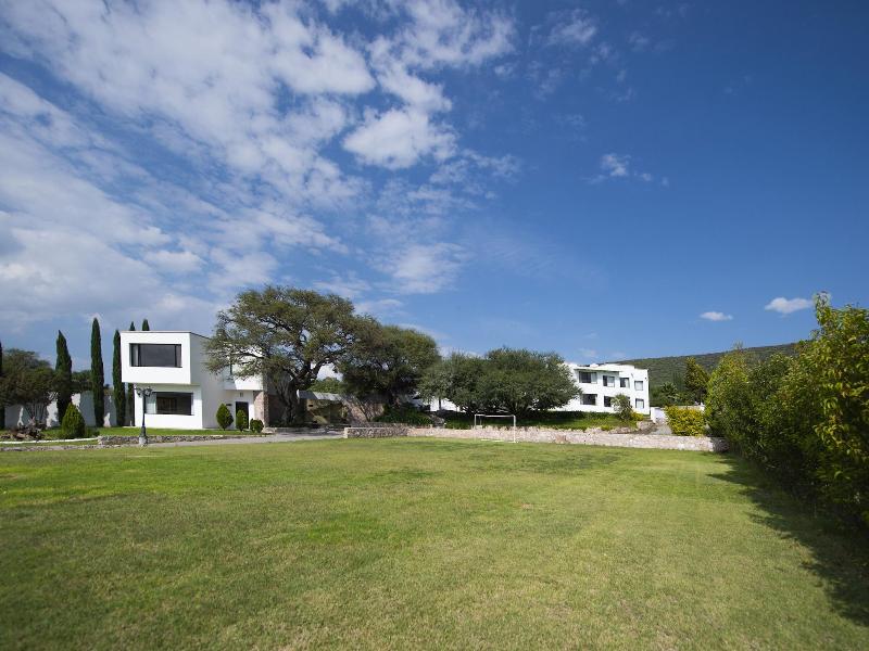 Collection O Hotel Quinta Del Lago image