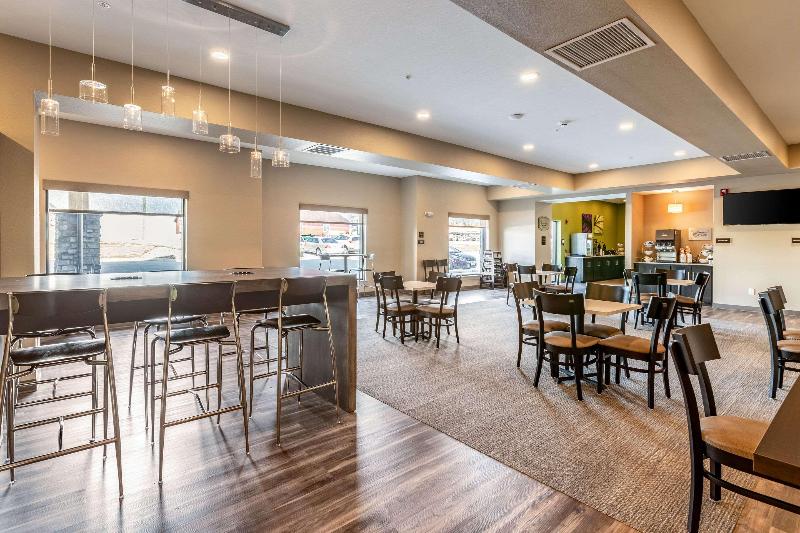 Sleep Inn&Suites Mt Hope Near Auction Event Center image