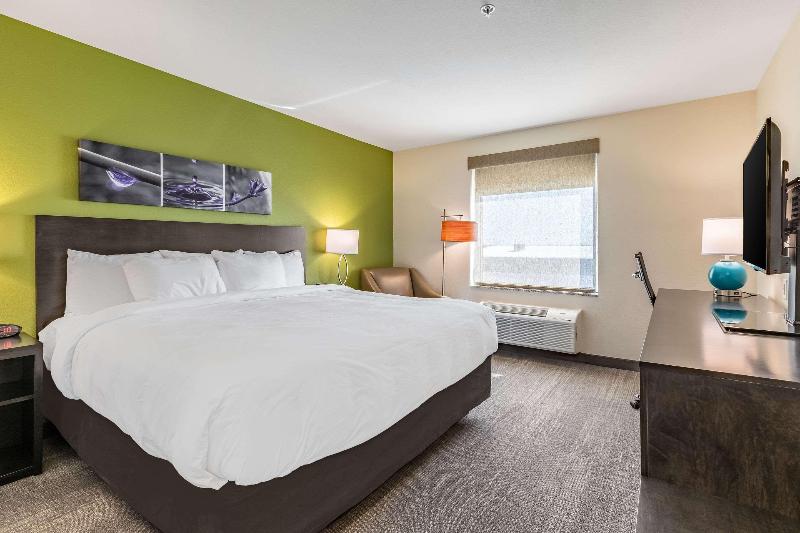 Sleep Inn&Suites Mt Hope Near Auction Event Center image