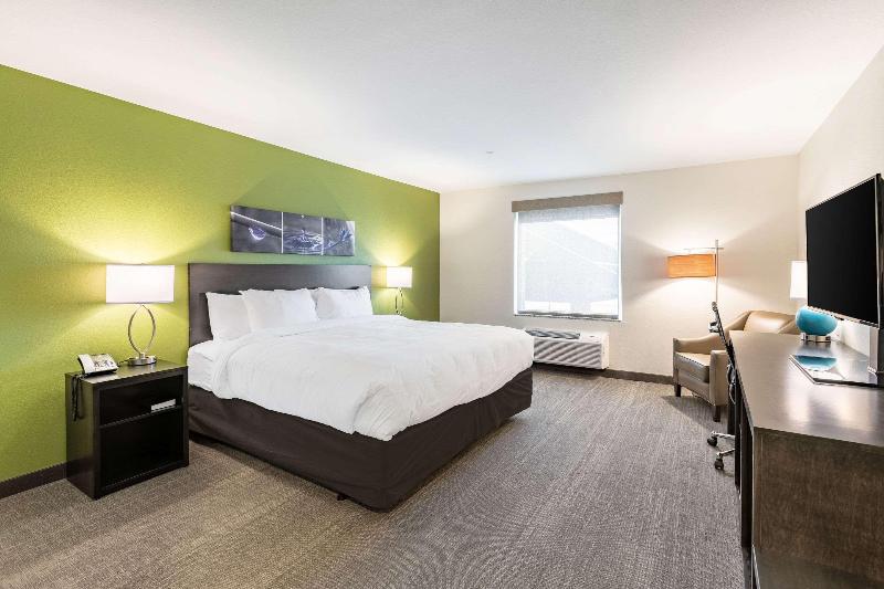 Sleep Inn&Suites Mt Hope Near Auction Event Center image