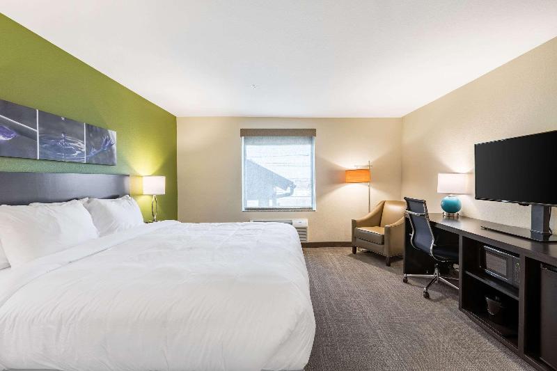 Sleep Inn&Suites Mt Hope Near Auction Event Center image