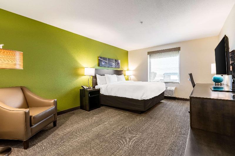Sleep Inn&Suites Mt Hope Near Auction Event Center image